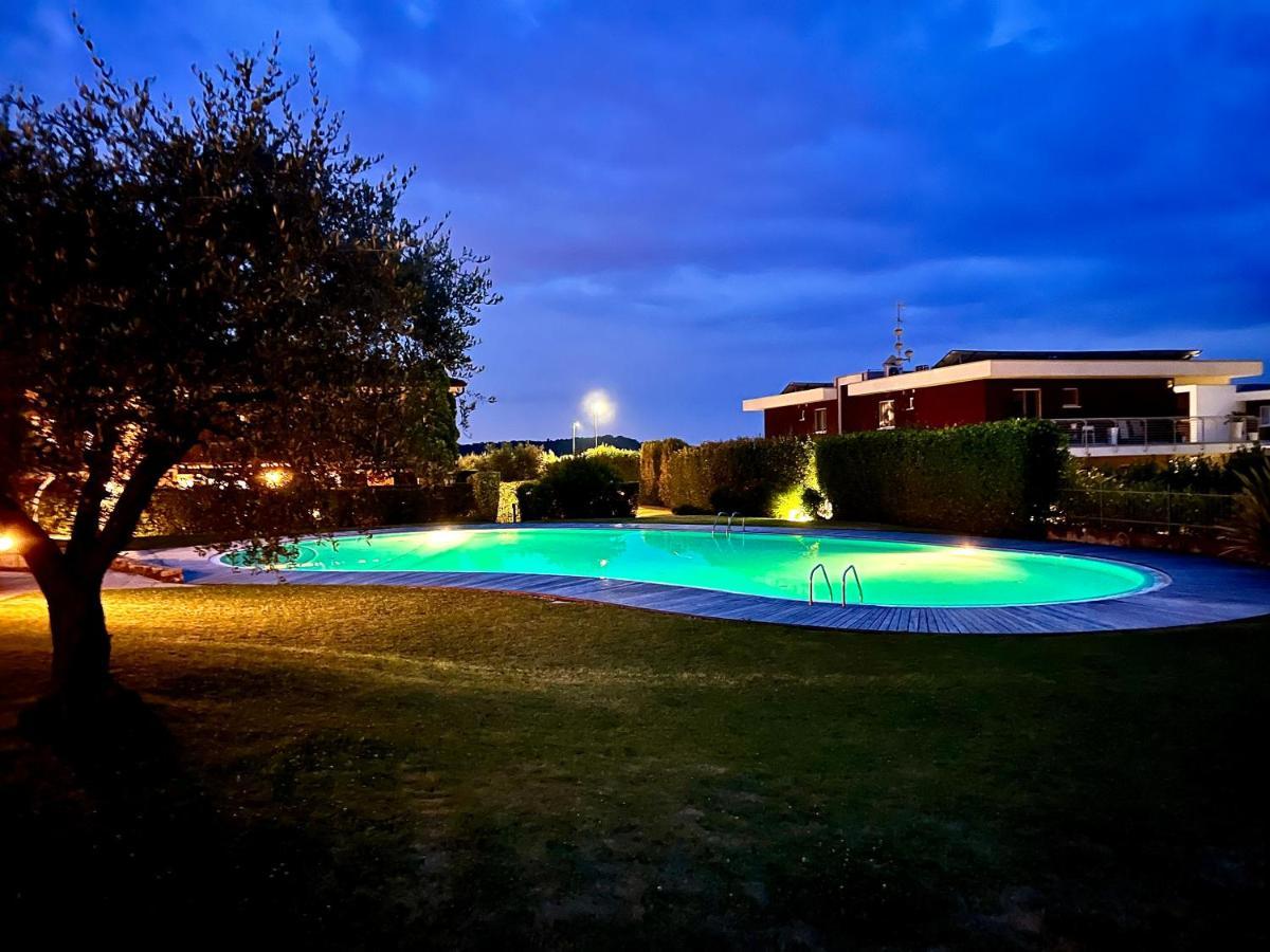 Suite And Pool Castion Veronese Luaran gambar